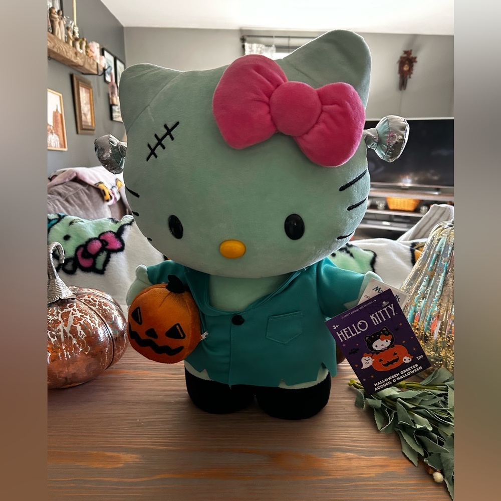 Hello Kitty, Frankenstein greeter never used